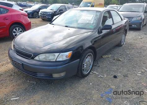 1997 Lexus Es 300 из США, поврежденный, VIN JT8BF22G8V0016367